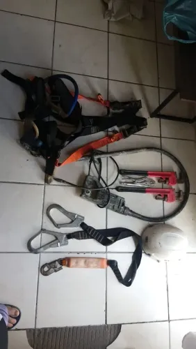 Kit de trabalho de altura completo