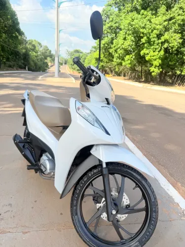 Honda Biz 125 EX/ 125 EX Flex 2025