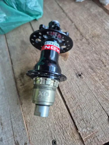 Cubo novatec 12×142 freehub XD 32 Furo