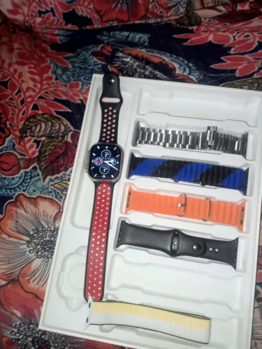 Vendo relógio smartwatch 7 puseira por 50 reais