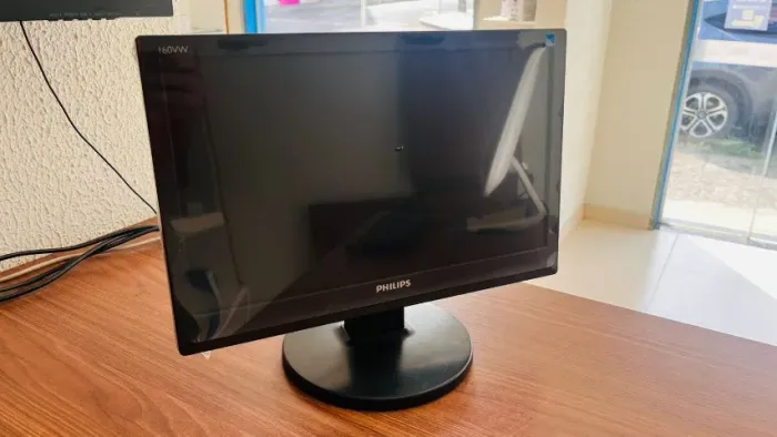 Monitor LCD Philips 16" com Garantia e Parcelamento Facilitado