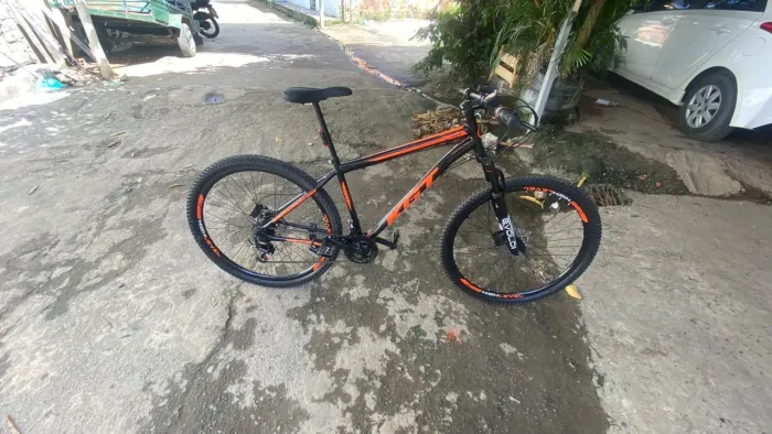 Bicicleta nova 1 mês de uso
