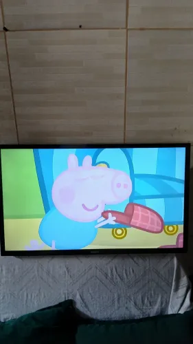 SMART TV 32 POLEGADAS NOVA DEMAIS