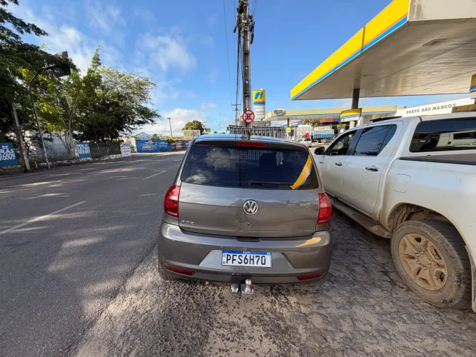 Volkswagen Fox 1.0 MI Total Flex 8V 3P 2013