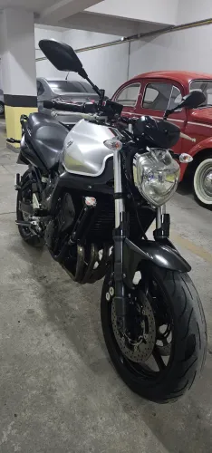 YAMAHA FAZER 600 / FZ6