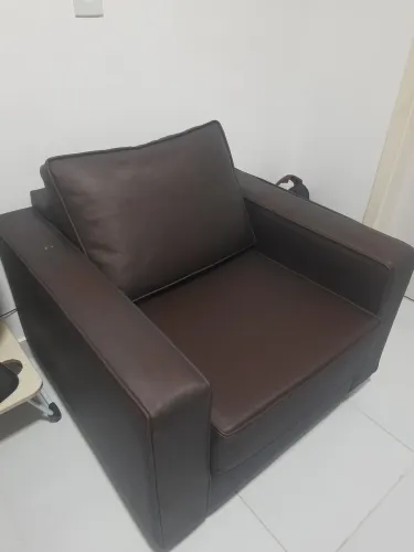 Poltrona de Couro Sintético