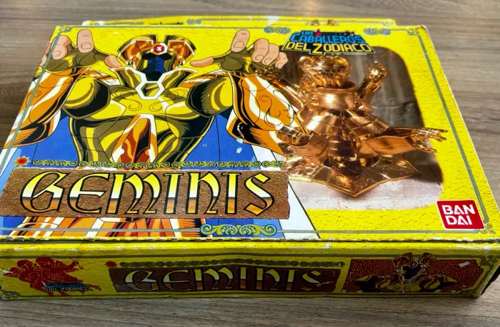 Cavaleiro do zodíaco saga de gêmeos bandai