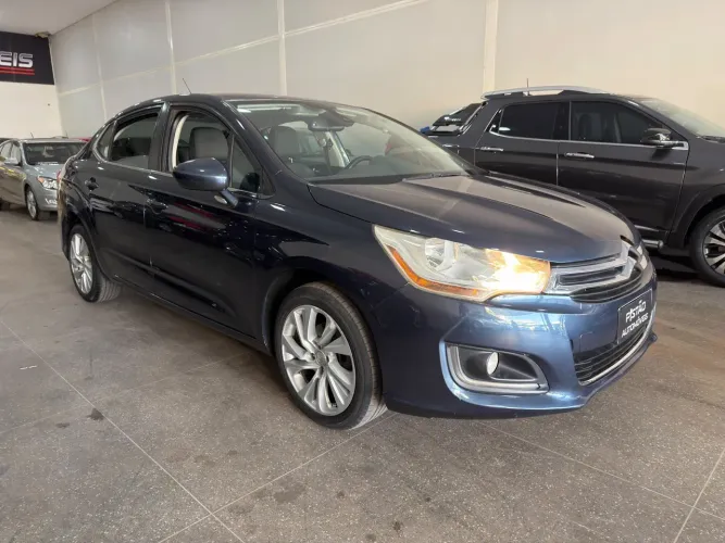 Citroen C4 Lounge Tendance 2.0 Flex 4P Aut. 2014