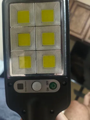 Luminária fotovoltaica led