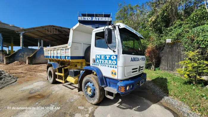 Caminhão Basculante Mercedes Atego 1718 Ano 2009