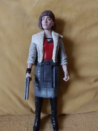 Qi'ra Star Wars - 30cm