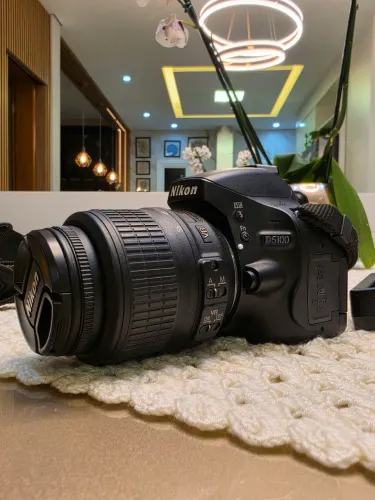 Camera Nikon D5100 - Raro estado de conservação