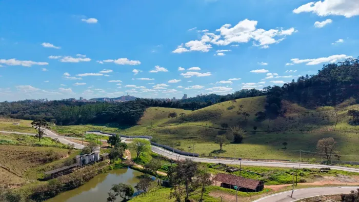 Vendo! Execelente lote de 350m² no Bairro São José, Barbacena