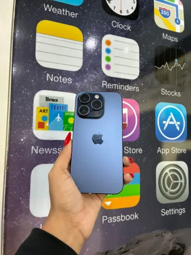 iPhone 15 PRO azul 128GB - aparelho lindo e bem conservado