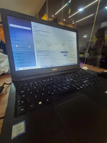 Notebook ACER  aspire 3 core I5 tela de 17 com 20Gb mouse HP e Bolsa Acer
