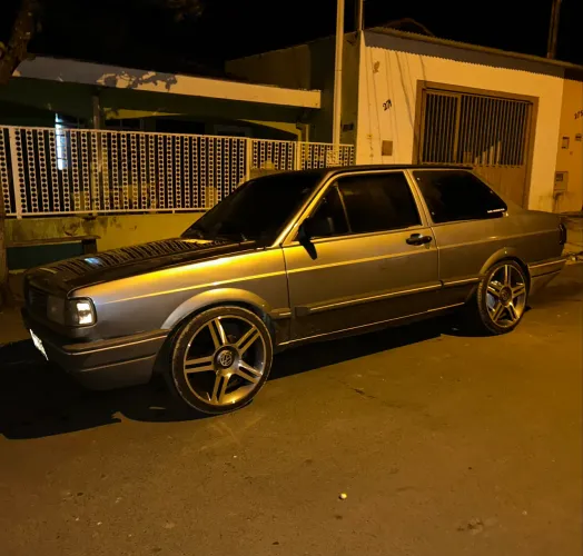 Volkswagen Voyage GL/ Special 1.6/ 1.8 (álcool) 1995