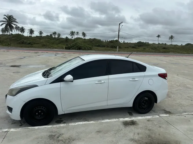 Hyundai HB20S C.style/c.plus1.6 Flex 16V Aut. 4P 2019
