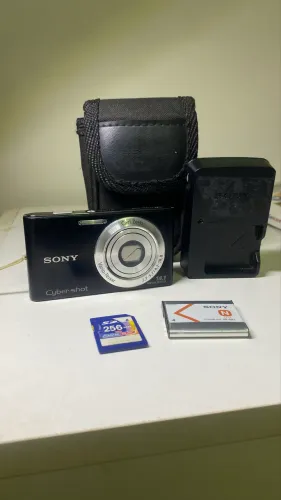 Câmera digital Sony cybershot w320 - 14.1mp carregador original cartão de memória