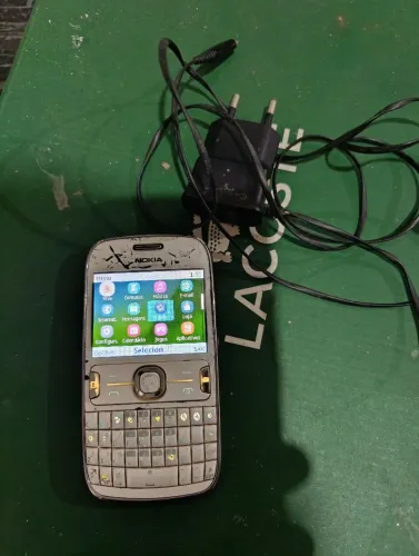 Celular Nokia pra colecionador 