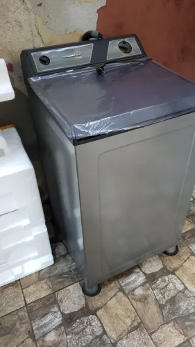 Máquina de Lavar Brastemp 9kg - 220V