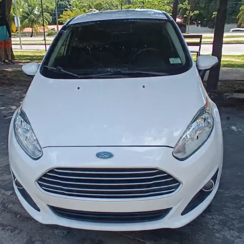 Ford Fiesta Sedan 1.6 16V Flex Aut. 2015