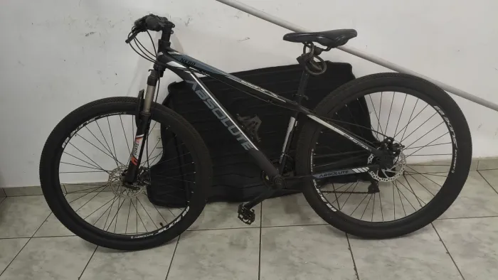 Bike Absolute Nero Super XC Aro 29