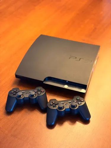 PlayStation 3 com todos os jogos e 2 controles