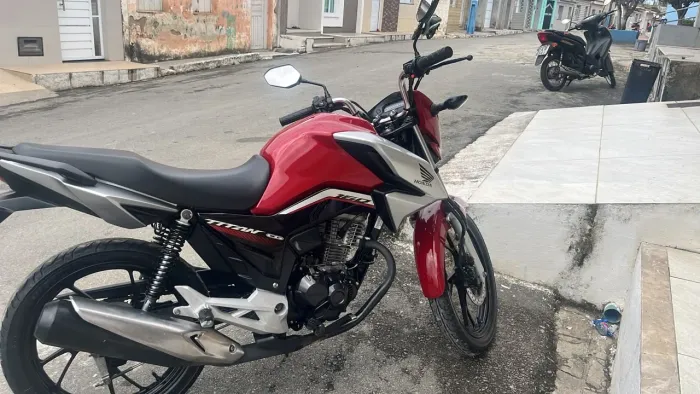 Honda CG 160 Titan - Vermelha