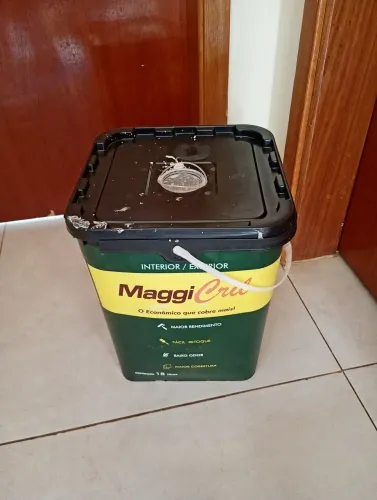 Lata de Tinha 18L Cor Palha