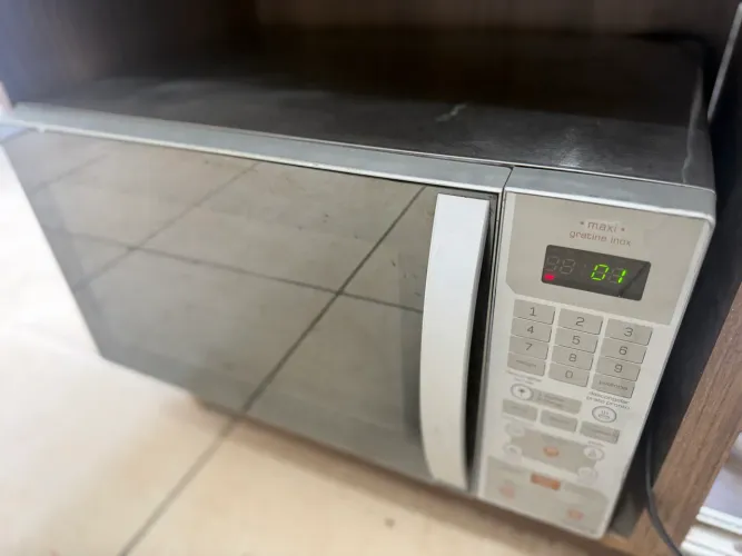 Microondas Brastemp inox espelhado 