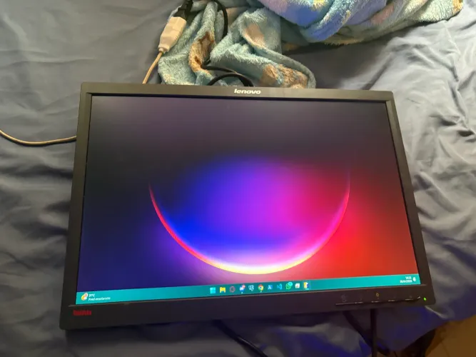 Monitor Lenovo thinkvision 22polegadas 75Ghz