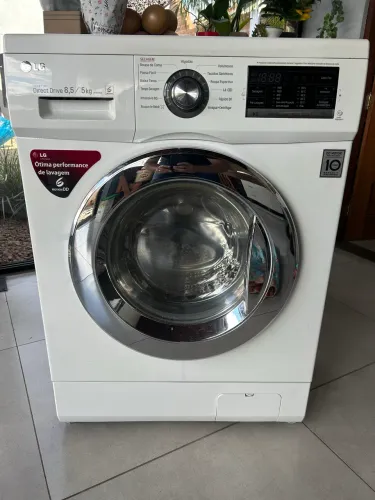 Lava e seca LG 8,5kg - 220v - higienizada e com garantia 