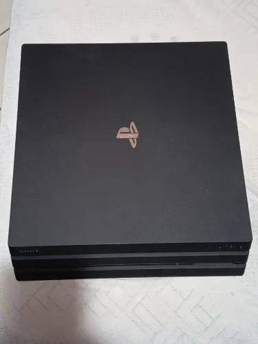 Playstation 4 PRO 1TB