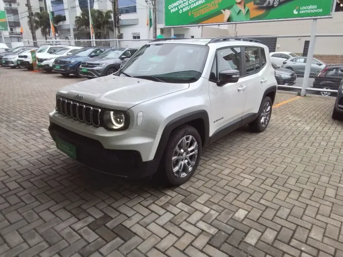 Jeep Renegade Long. T270 1.3 TB 4X2 Flex Aut. 2026