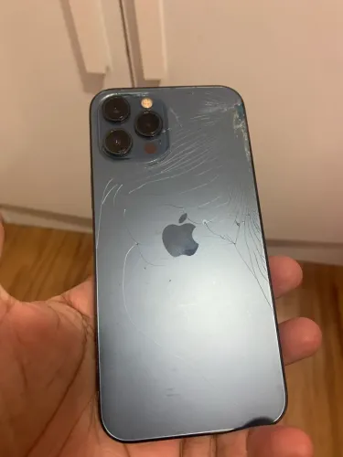 Celular 12 pro Max para retirar peça