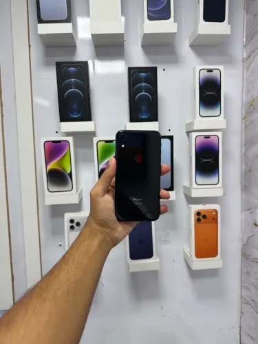 IPHONE XR 128 GB 