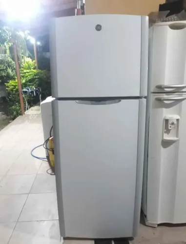 Geladeira Duplex GE Frostfree - 410 litros