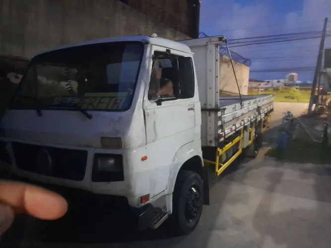 Caminhão ano 90 Série 7 110