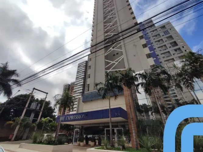 Um excelente apartamento duplex mobiliado de 165 m² de 02 quartos suítes, 02 vagas de gara