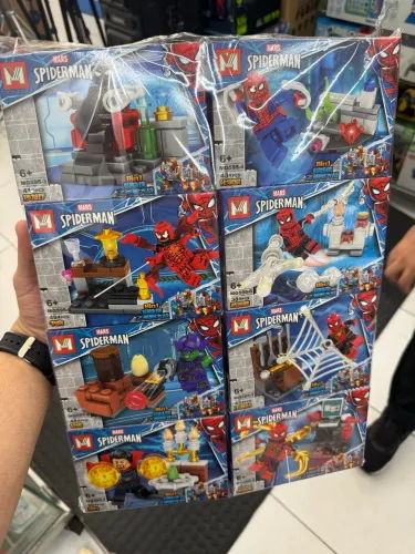 Brinquedo LEGO do Homem-Aranha