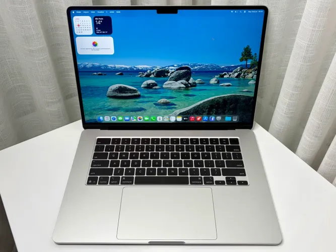 MacBook Air 15 Polegadas M4 16GB 512SSD - Seminovo