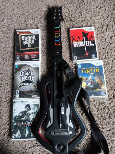 Lote jogos Wii e guitarra