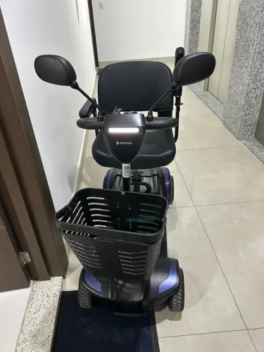 Vende-se Scooter Médica LB Dellamed