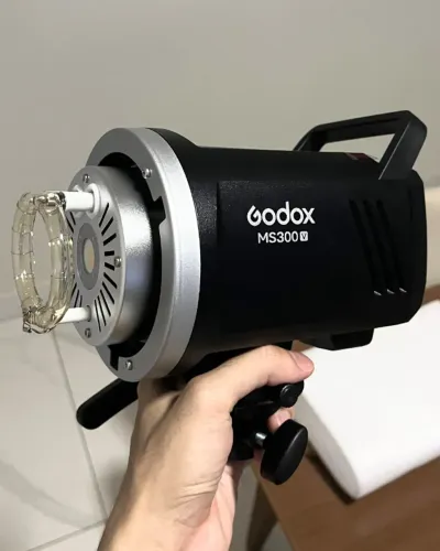 Flash Tocha - MS300V Godox (NOVO) + Panela Original - 127v