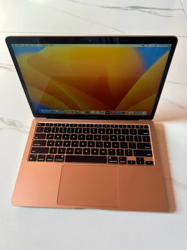 MACBOOK AIR 2020 M1 8GB RAM 256 SSD DOURADA