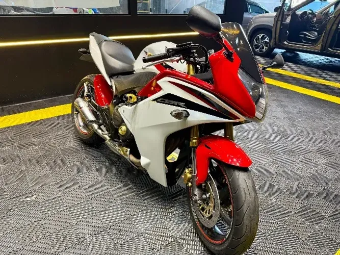 CBR 600