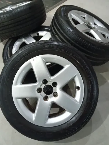 Rodas 15 Audi furacão 5x100 Pneus 195 60 70% de borracha 