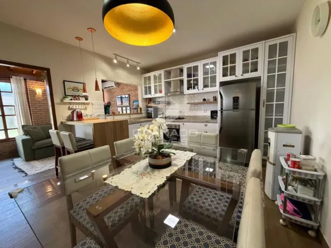 Terreno à venda, 383 m² por R$ 1.050.000,00 - Zona 08 - Maringá/PR