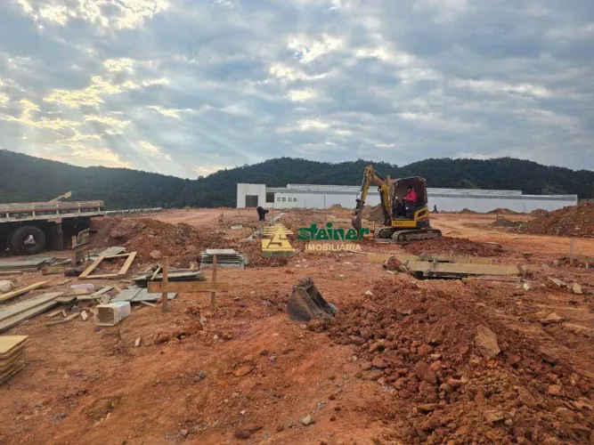 Galpão para alugar, 6400 m² por R$ 153.000,00/mês - Chácaras Guanabara - Guararema/SP