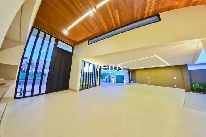 CASA CONDOMÍNIO à venda, 3 quartos, 3 suítes, 2 vagas, LARANJEIRAS - Uberlândia/MG